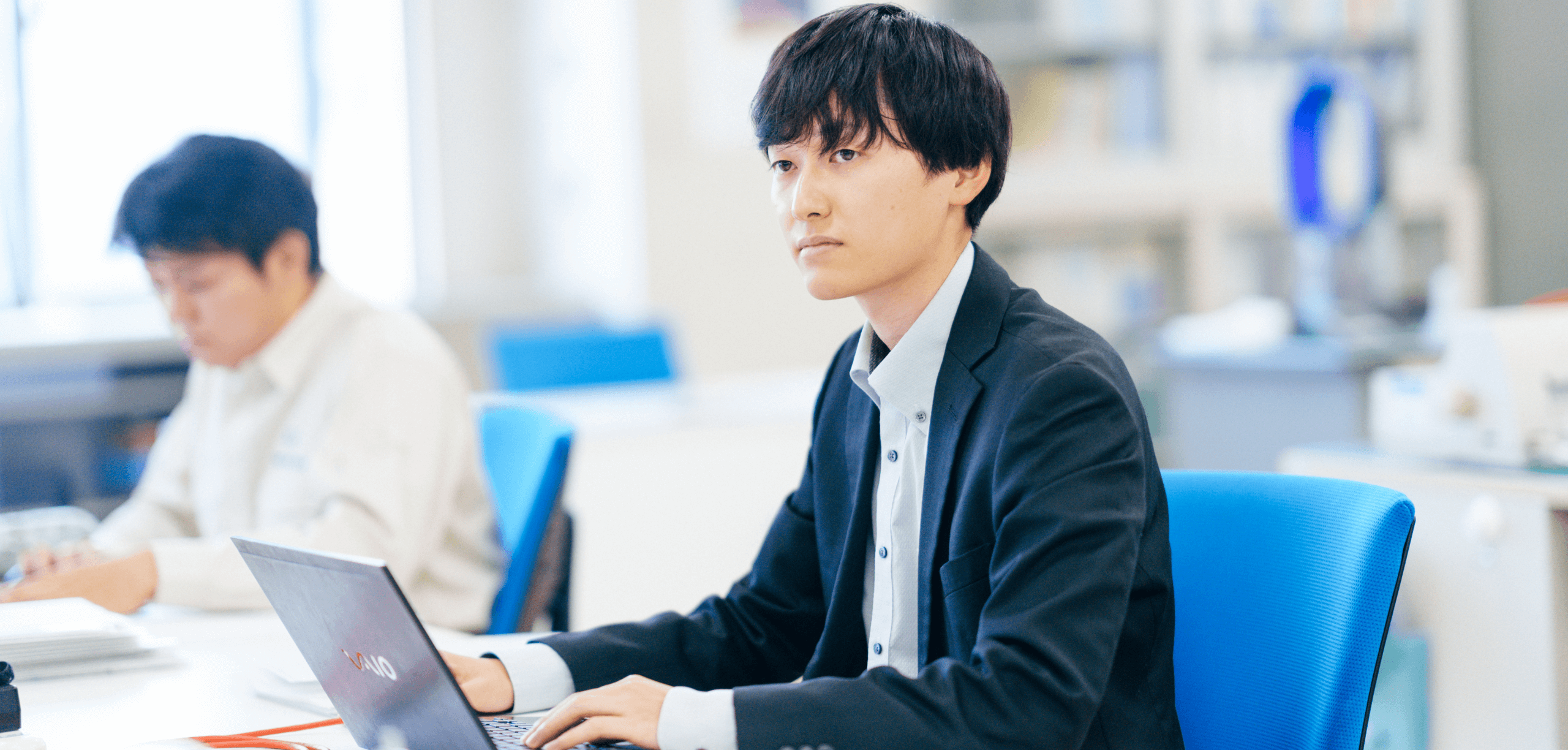 お客様と開発部門とともに、紙の品質向上に挑む。イメージ写真